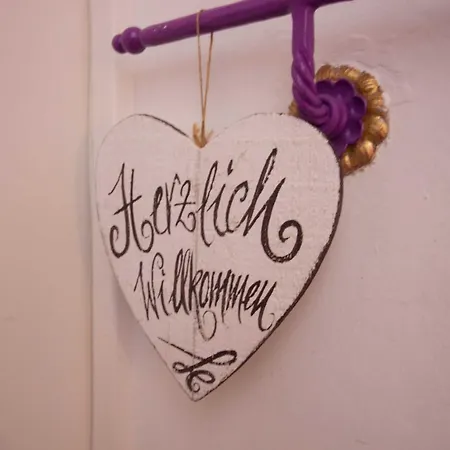 아파트 Ferienwohnung Antikstuebchen *