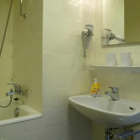 아파트 Ferienwohnung Antikstuebchen *